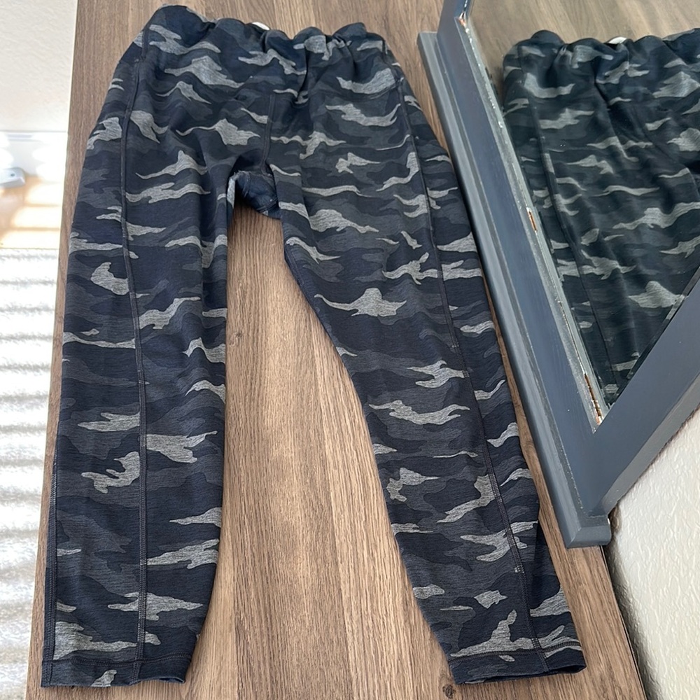 Women’s Athleta Camouflage leggings